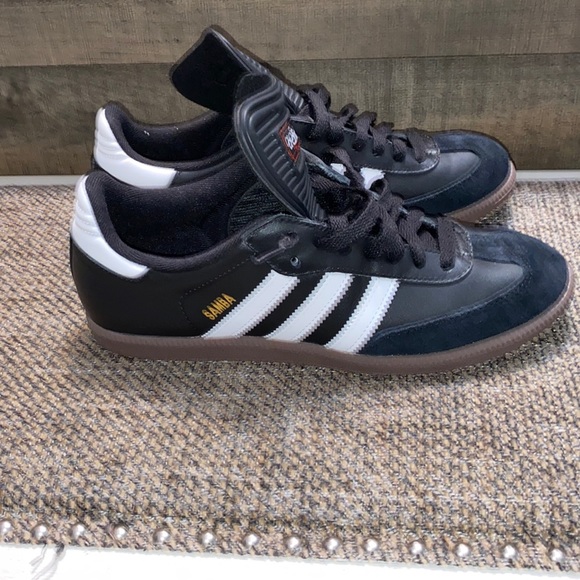 Adidas  Samba Classic Indoor
Soccer Shoe NWOT size Men’s  8.5 Women’s 9.5 - Picture 6 of 16